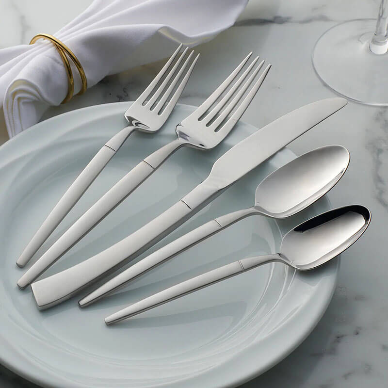 Oneida Adjacent 20 Piece Set, Service for 4 - B1009020AL20