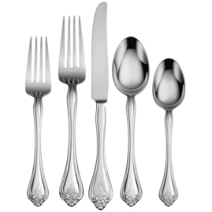 Oneida Boutonniere 5 Piece Place Setting