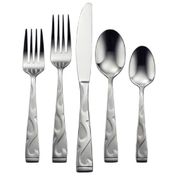 Oneida Tuscany 5 piece Place Setting 