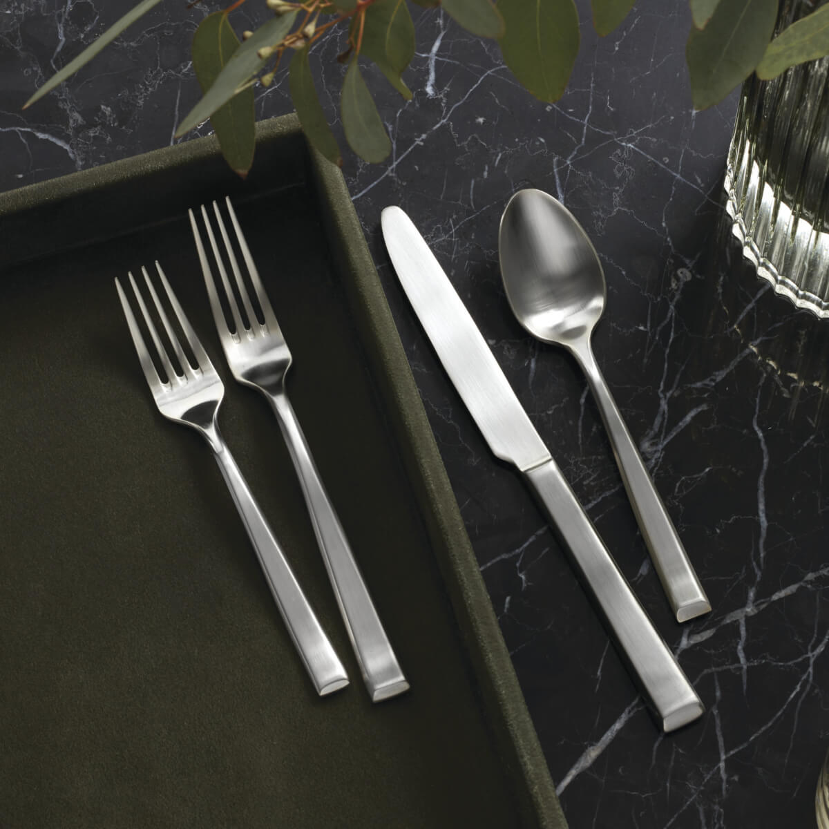 Reed & Barton East End Satin 20 Piece Set, Service for 4 - LN-3260820