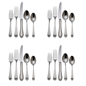 Reed & Barton Hammered Antique 20 Piece Set, Service for 4